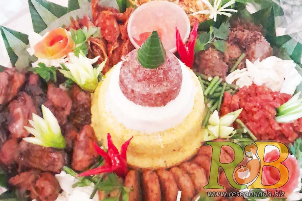 Tumpeng Tampah Paket Dieng