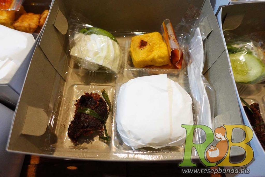 Nasi Box Paket Eko 2