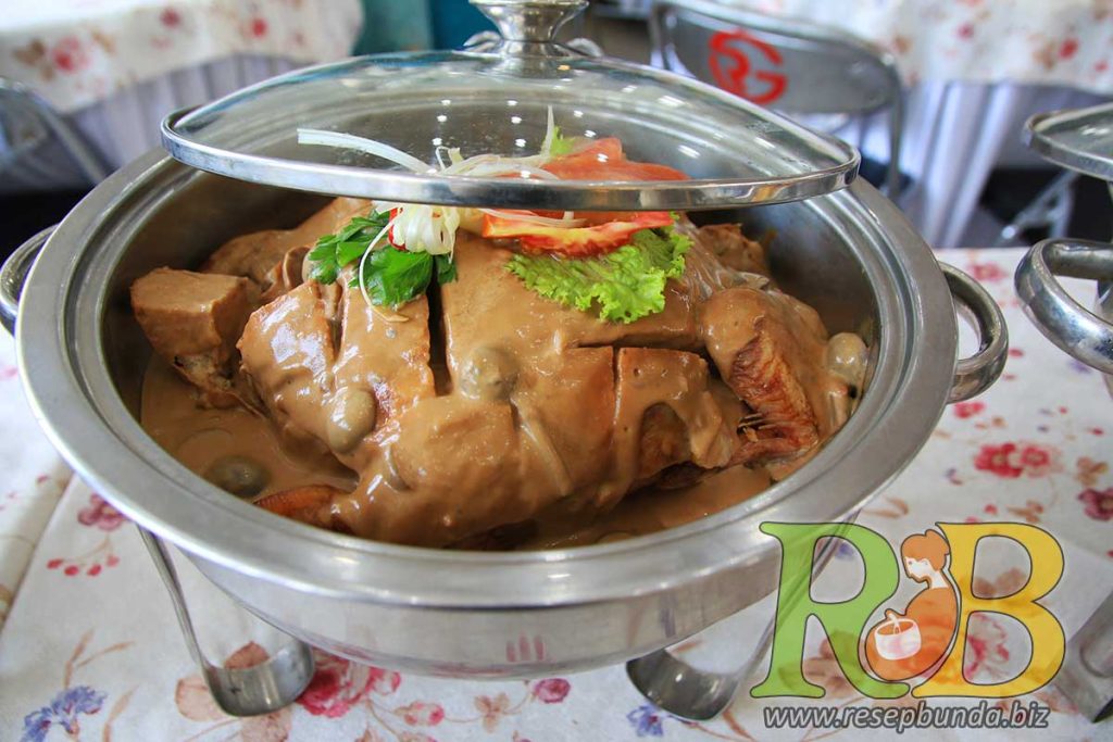 Ayam kodok saus mushroom